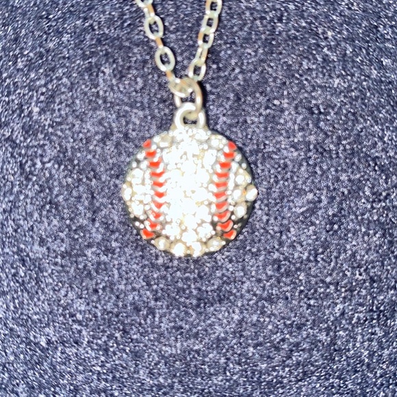 Crystals baseball necklace - Picture 5 of 7